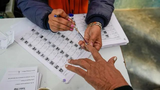 EC Holds Firm: No Appeals on Bengal Voter Roll Amid TMC’s Duplicate Card Alarm