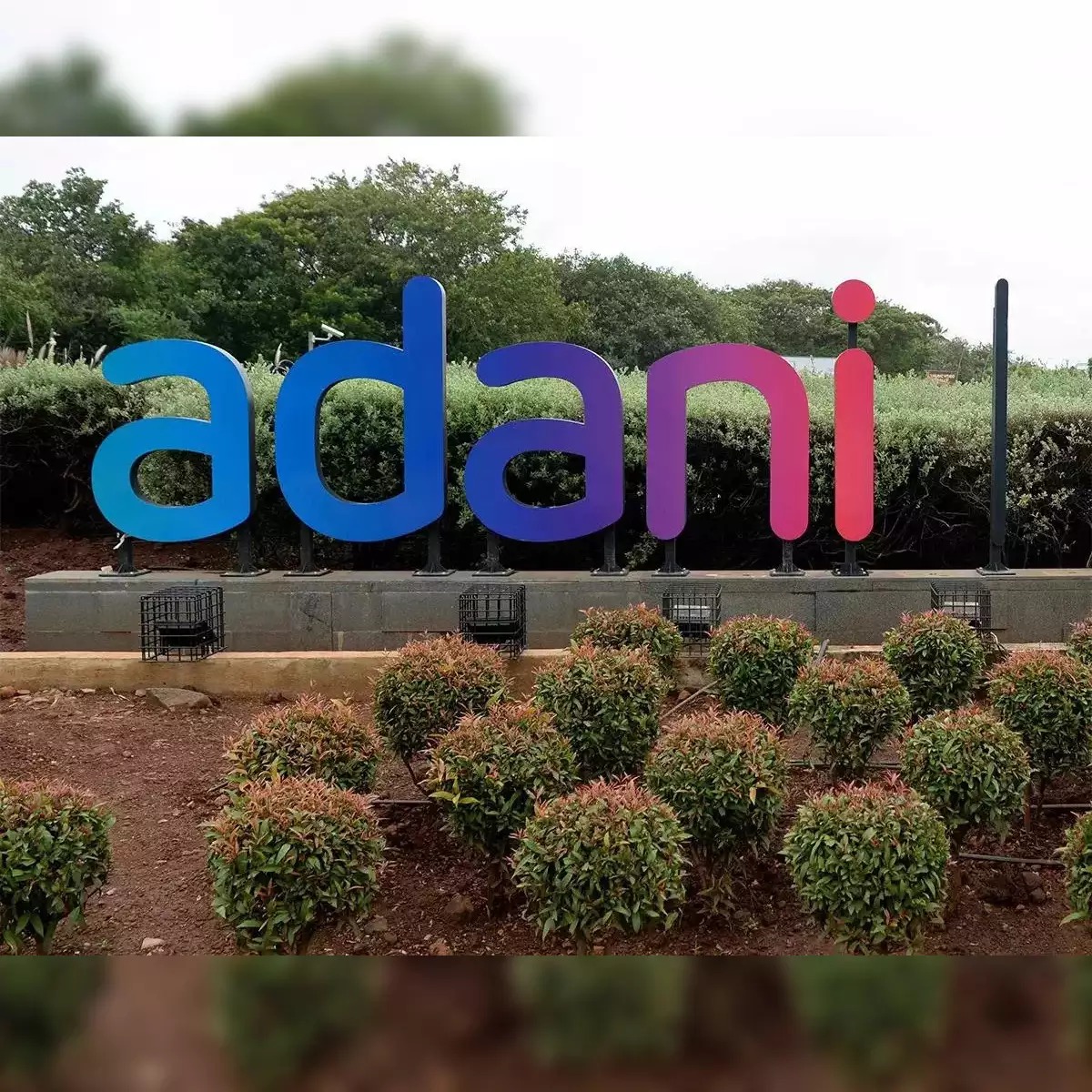 Adani Green Energy Expands Solar Footprint: 275 MW Added to Khavda Mega-Project