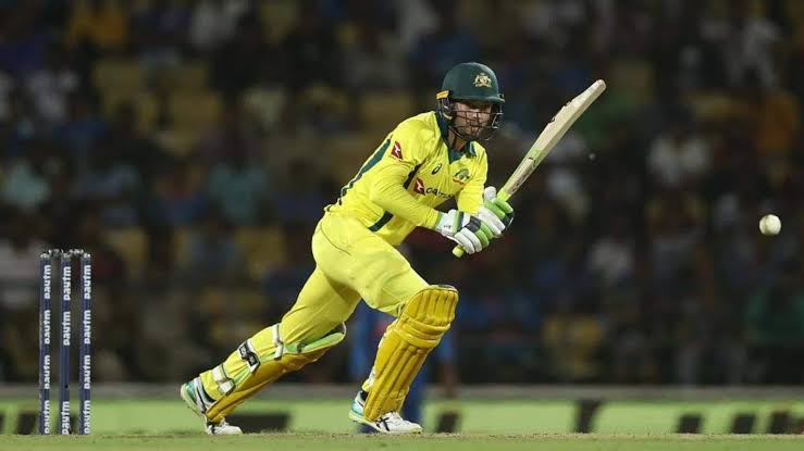 Alex Carey Hits Half-Century as Australia Chases Mammoth Target Against England