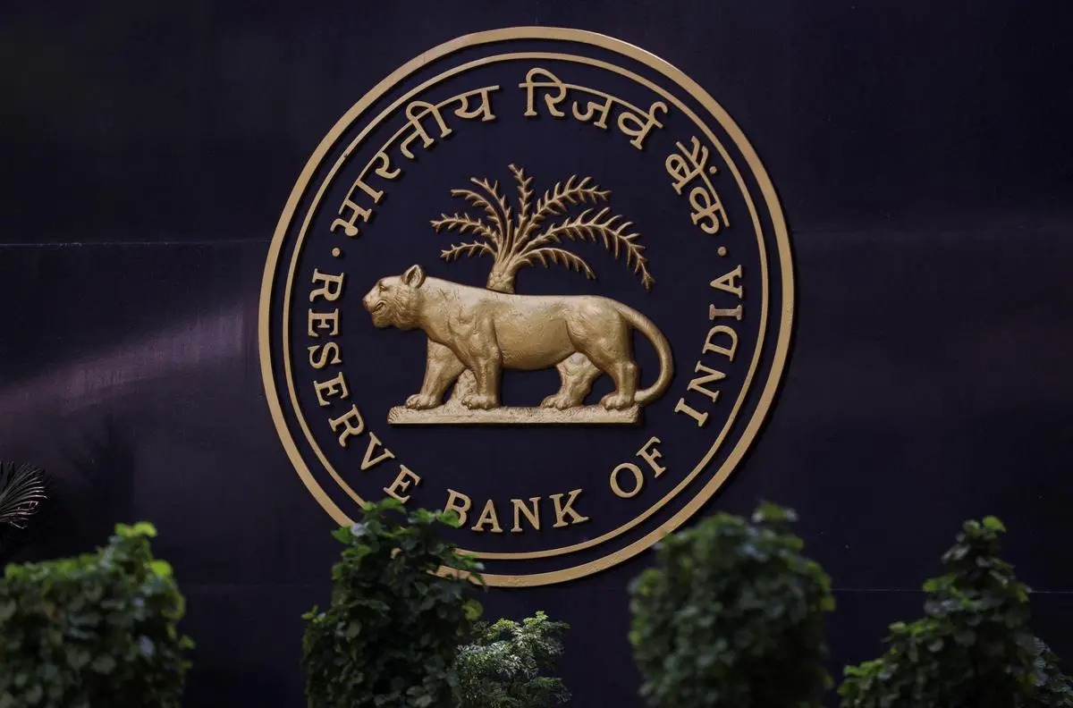 RBI Gold Reserves Rise: Share in Forex Reserves Increases to 11.7% by March 2025