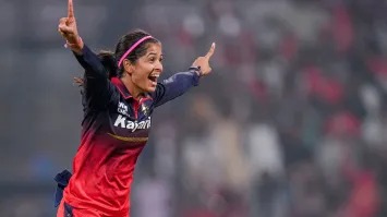 Shreyanka Patil Registers Historic Five-Wicket Haul as RCB Defeat Gujarat Giants