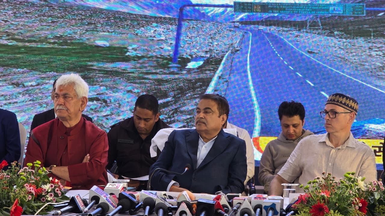 Government Announces Rs 1,500-Crore 4-Laning of Srinagar-Gumri Road