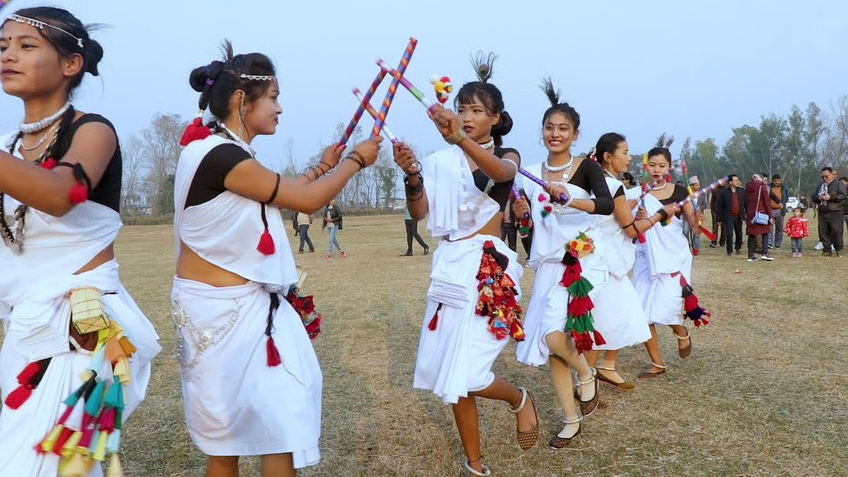 Tharu Thali and Tribal Traditions: The Heartbeat of UP’s Eco-Tourism Renaissanc