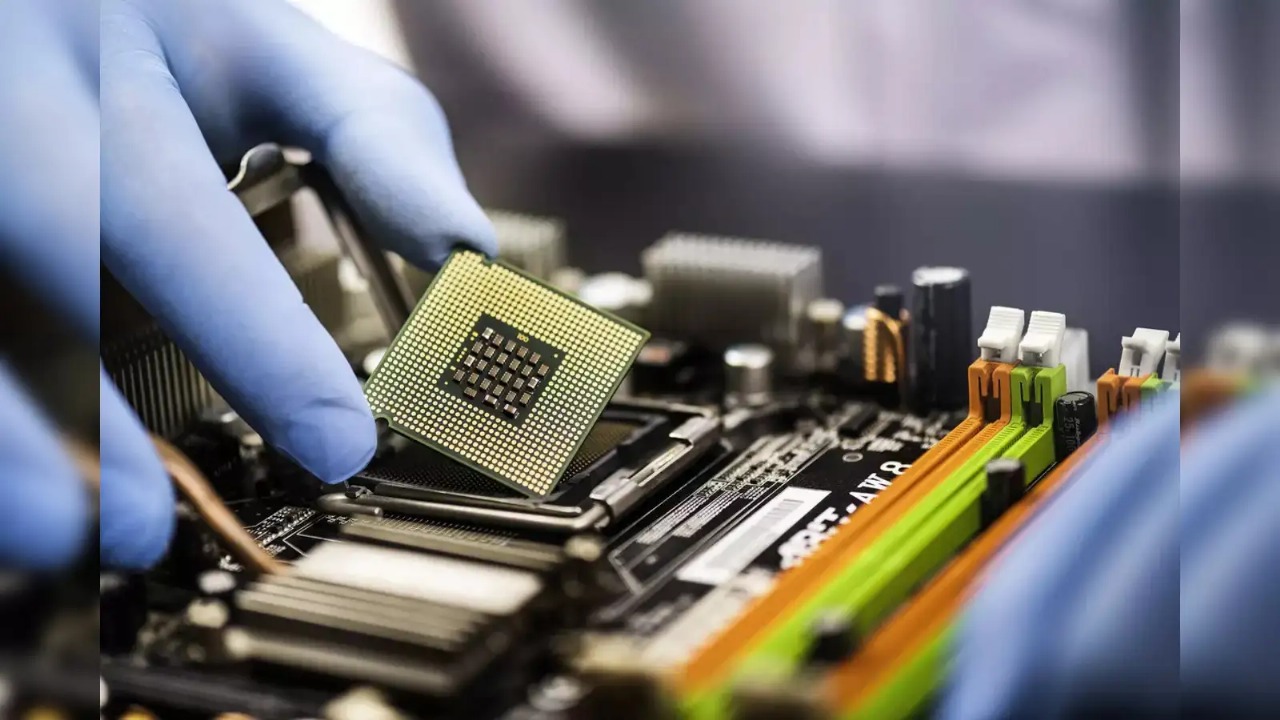 Silicon Surge: India’s Chip Mission 2.0 Zeros In on Carbide Wafer Manufacturing