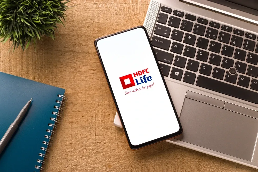 HDFC Life Reports 14% Increase in Q3 Net Profit to ₹415 Crore