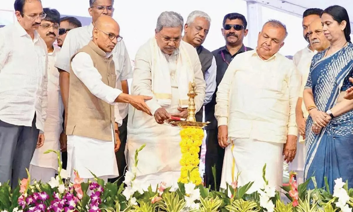Green Wheels Roll In: Karnataka Expands Public Transit with 800 New Buses