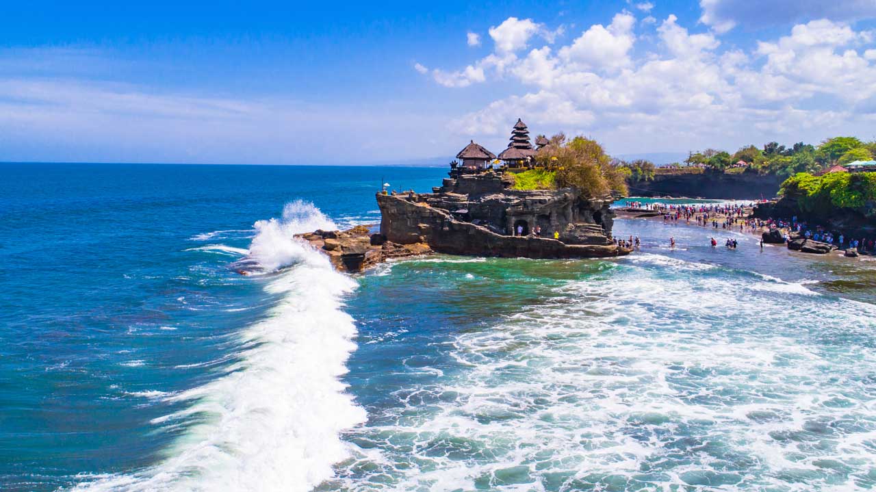 Bali’s Magic Unleashed—Tourists Flock in Record Numbers to Asia’s Dream Island
