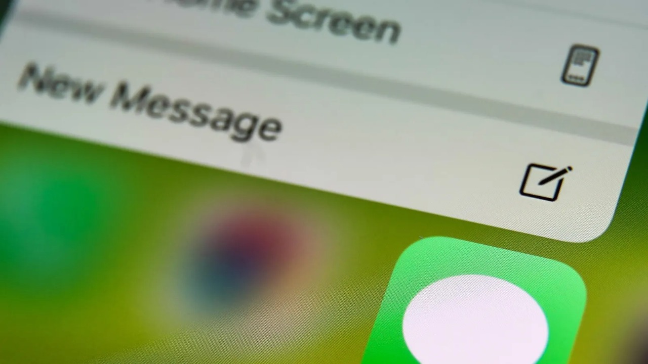 Texting Transformed: Apple’s Latest Update May Change the Way You Message Forever