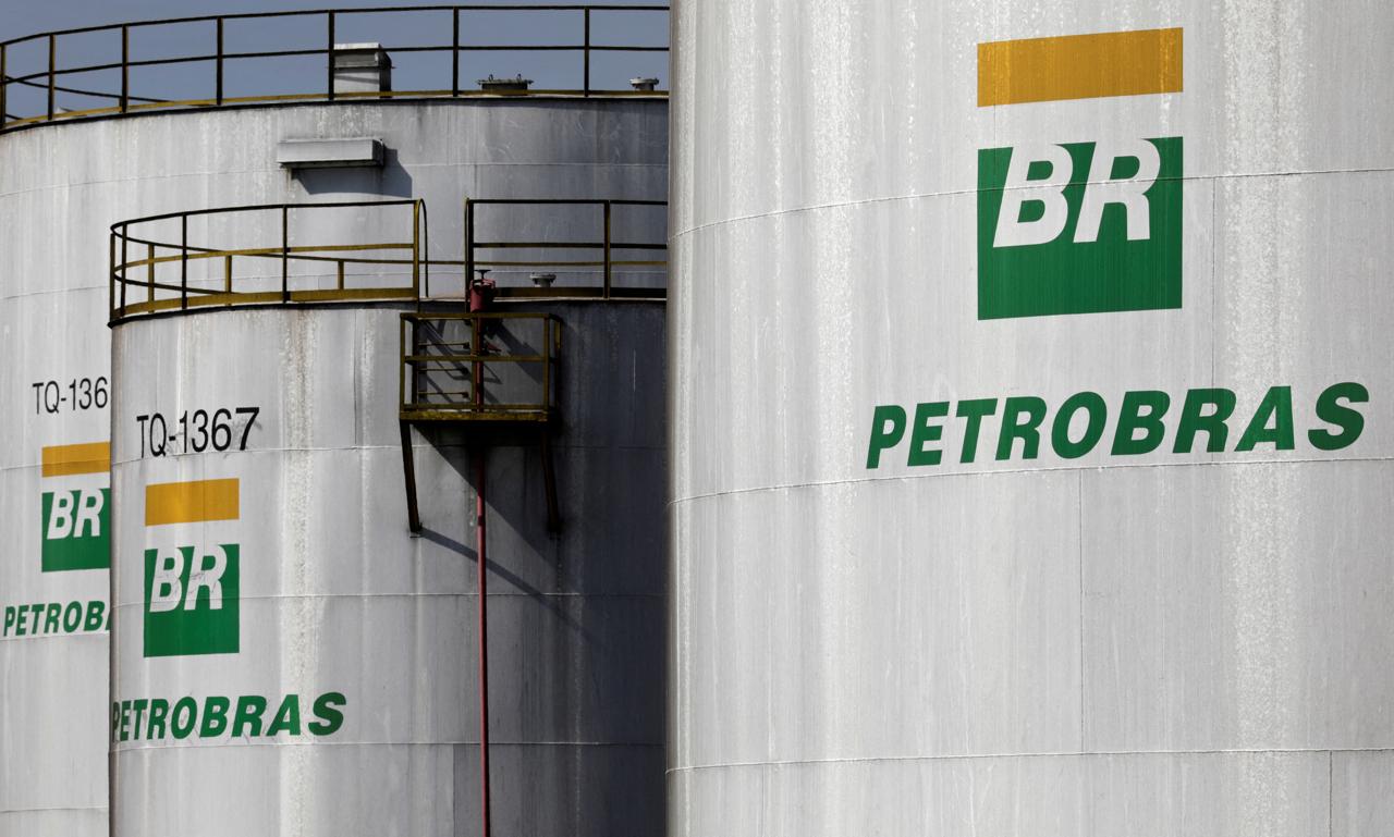 Petrobras Eyes $3.1 Billion in Oil Sales, Extends Contracts with Indian Refiners