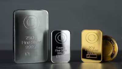 Gold Surges, Silver Steady: Precious Metals React to US Tariff Tensions