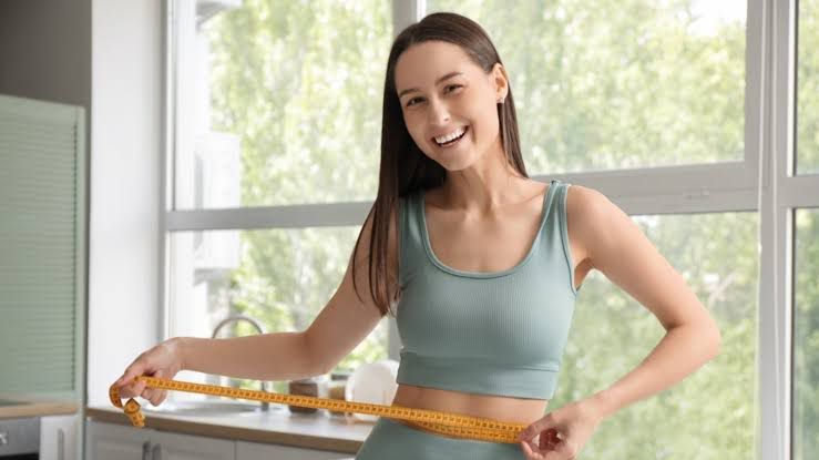 Bite Right: 7 Genius Eating Hacks That Keep Your Fork—and Waistline—in Check