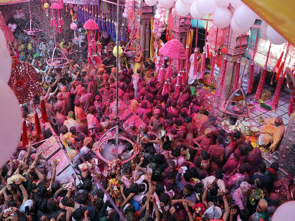 India’s Holi Markets Bloom With Local Pride And Global Impact