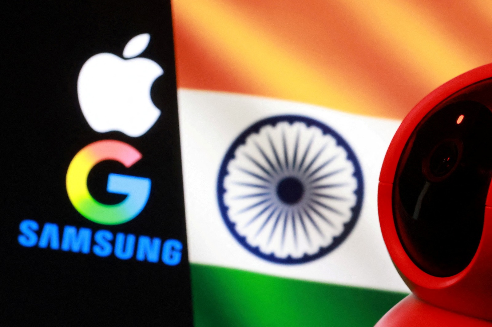 India Considers Mandating Smartphone Makers To Share Source Code In Security Overhaul