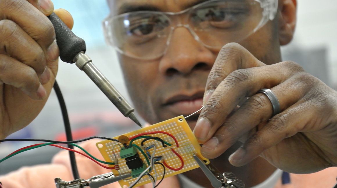 Less Than 60% Pass on First Try: Electrical Engineering Tops List of Toughest Branches