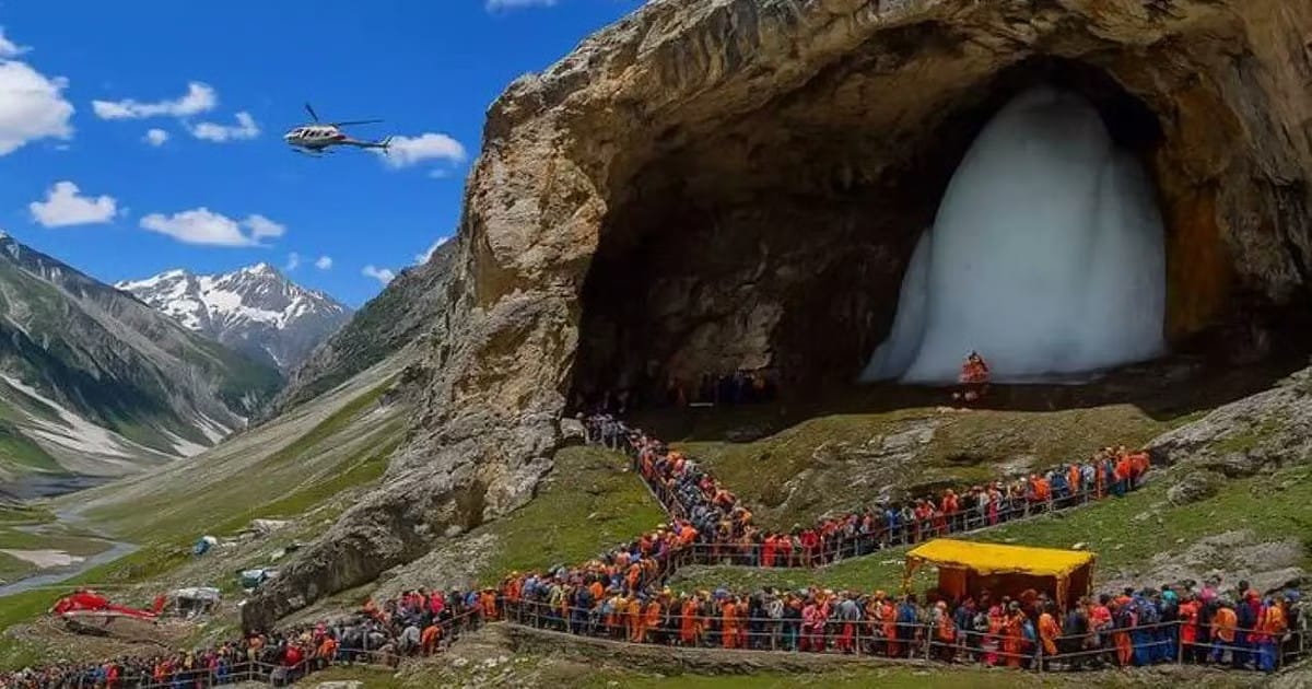 Fresh Batch of 4,500 Pilgrims Leaves Jammu for Amarnath Yatra