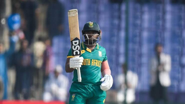 Skipper Temba Bavuma Brings Up a Fighting Fifty in Run Chase