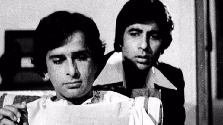 From Reel to Real: Amitabh Bachchan’s Nostalgic Take on Shashi Kapoor – ‘Zamaana Beet Gaya’