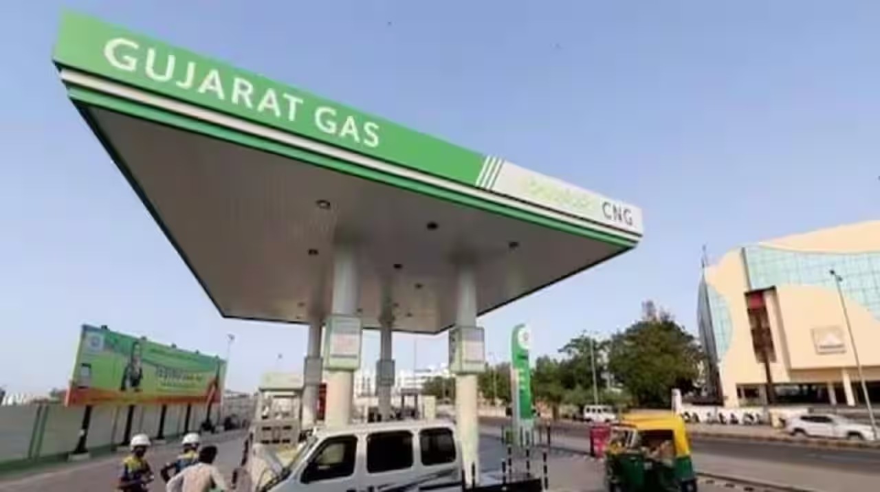 Gujarat Gas Accelerates Industrial Expansion with New Plant and PNG Deal in Valsad