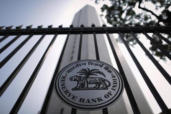 India’s Banking System Records Key Liquidity Movements On April 22