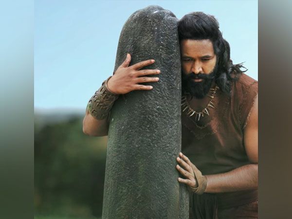 Shiva Shiva Shankara’ Song from Kannappa Unveiled by Sri Sri Ravi Shankar