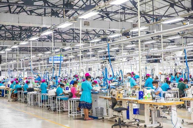 Sri Lanka’s PMI Report: Industry Gains Steam, Services Hit the Brakes