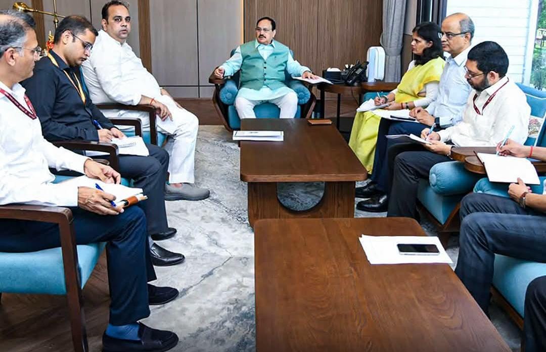 Union Health Ministry Reviews H1N1 Preparedness Amid Surge
