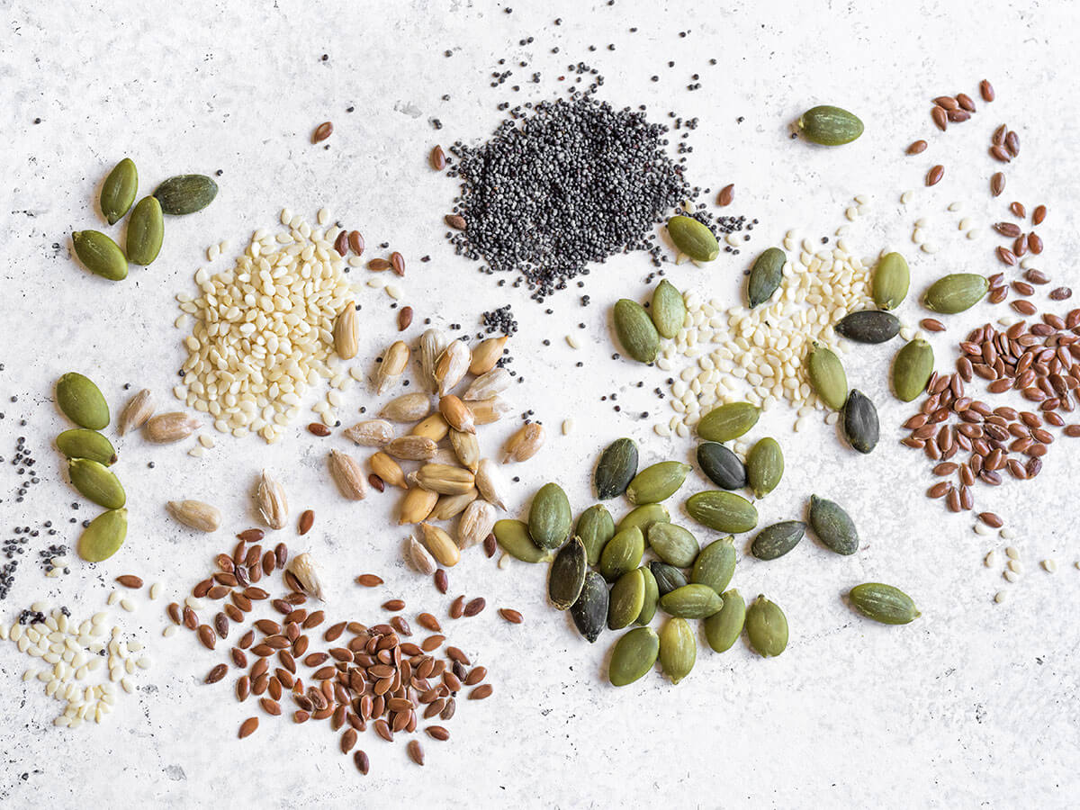 The Seed Clock: Crack the Code to Eating Chia, Flax, Sesame & Fennel for Total Gut and Heart Health