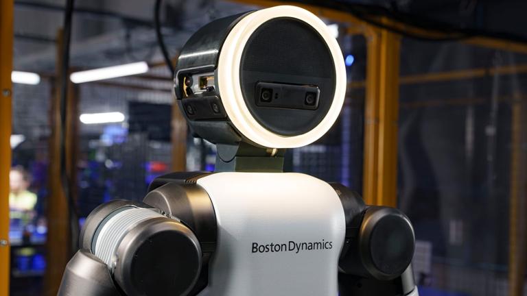 From Floors to Fame: Robotic Vacuum Walkers March Into the CES Spotlight