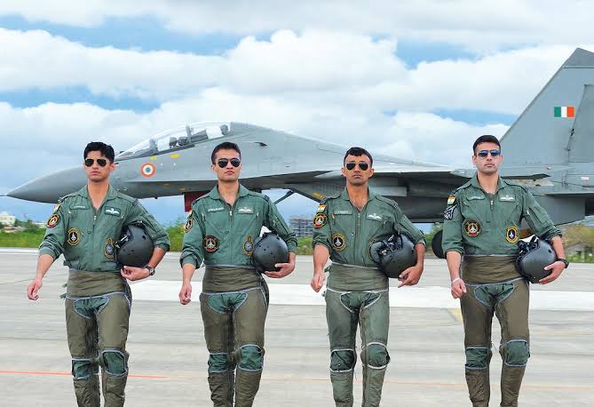 Indian Pilot Endorses Russian Aircraft: ‘Reliable and Purposeful