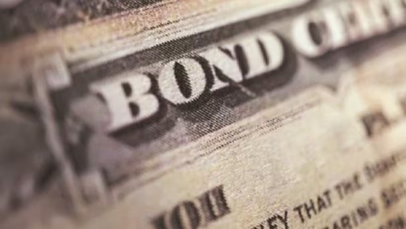 Yield Surge! 30-Year US Treasury Hits 5% as Debt Jitters Rattle Markets