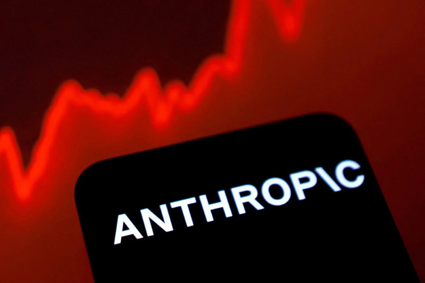 US Orders Anthropic to Suspend Advanced AI Access for Foreign Nationals