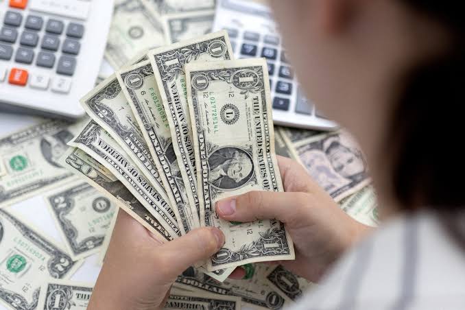 Treasury Strikes Gold: $39 Billion Note Auction Draws Stellar Demand at 4.435% Yield