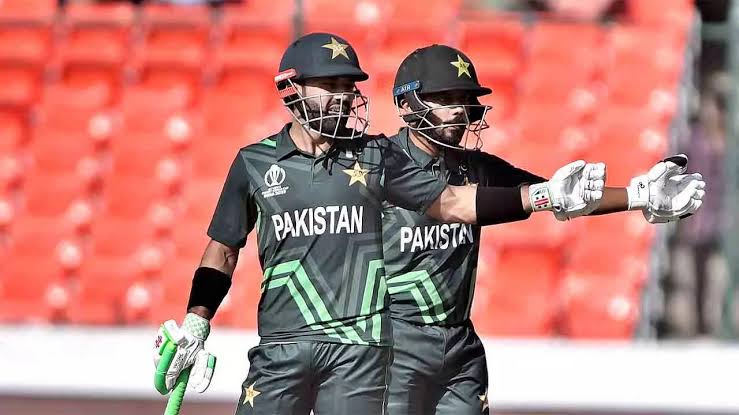 Pakistan Crosses 100 Runs Against India in Champions Trophy 2025