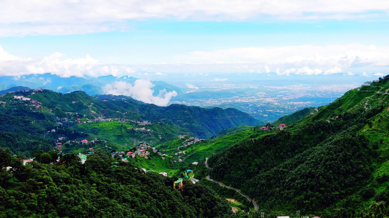 Dehradun Diaries: Where Every Corner Whispers Weekend Bliss