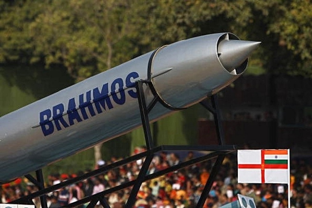 Indonesia Strengthens Defense with BrahMos Missiles: A Strategic Move Amid Rising Tensions with China