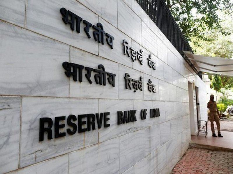 RBI to Reissue Govt Securities Worth ₹32,000 Crore, Signals Flexibility with Additional ₹2,000 Crore Option