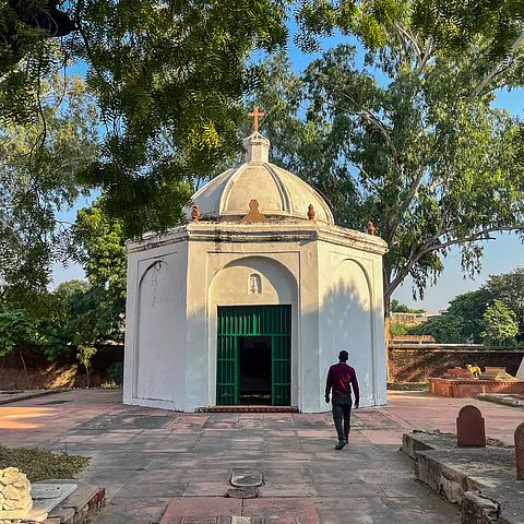 Christmas 2025 Special: Agra’s Forgotten Dawn – A Journey Inside the Oldest Chapel