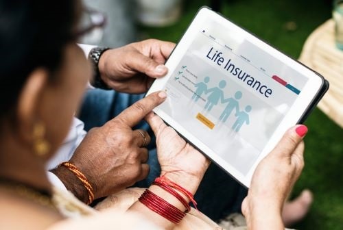 Online vs. Agent: Decoding the Best Way to Buy Term Insurance