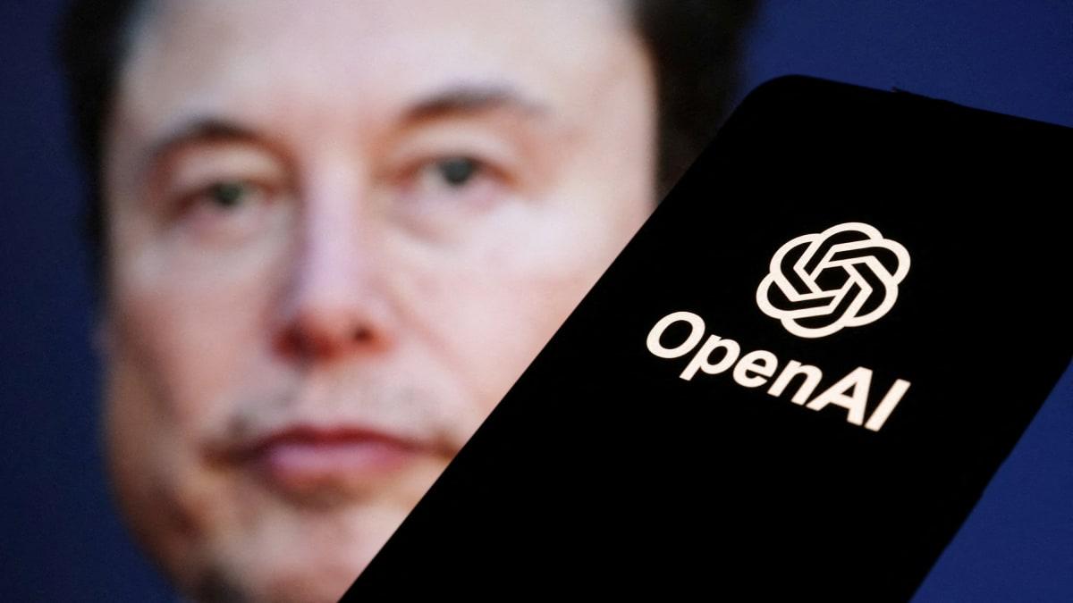 When Titans Tussle: xAI vs Apple & OpenAI in High-Stakes AI Showdown