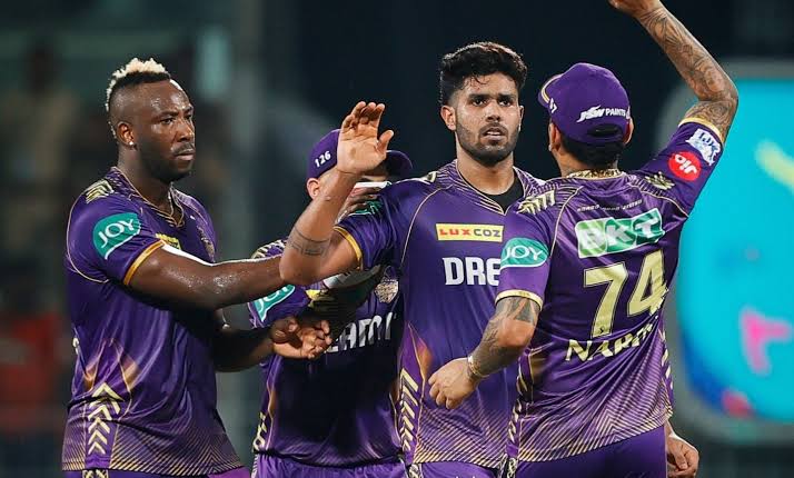 Kolkata Knight Riders Edge Past Delhi Capitals in High-Scoring Thriller
