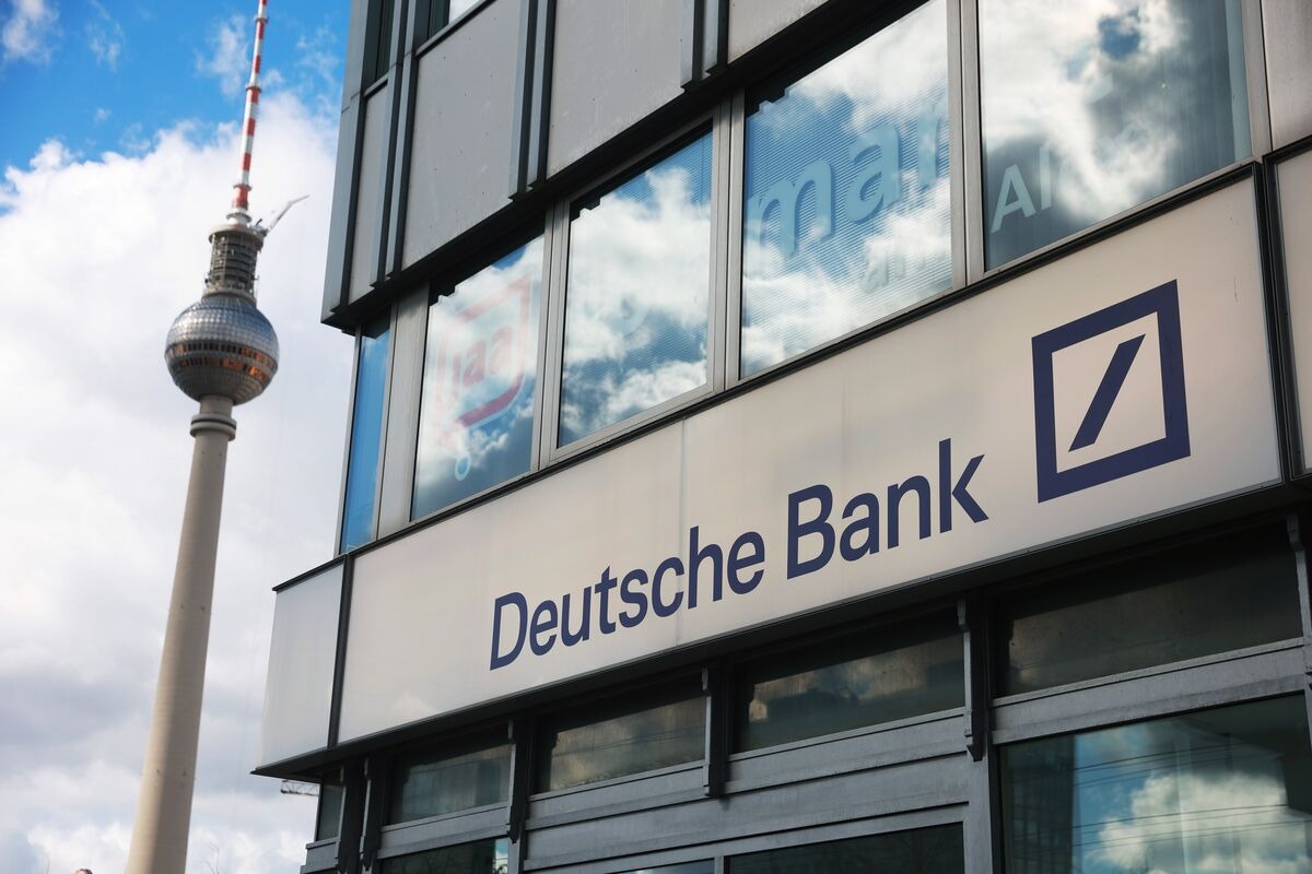 Deutsche Bank Revises Hexagon AB Target Price to SEK 110, Reflecting Market Adjustments