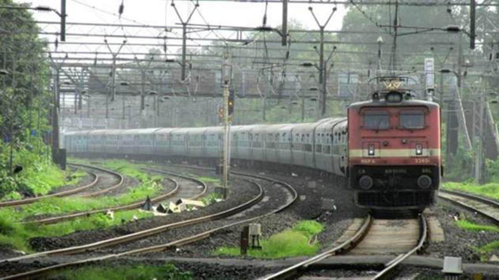 Tracks on Pause: Kerala–Bengaluru–North India Trains Hit Red Signal — Check the Full Cancel List