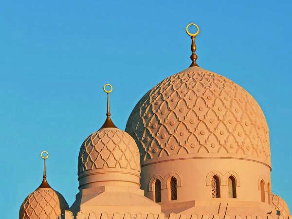 Desert Deals & Digital Dreams: Indian Startups Head for UAE Gold Rush