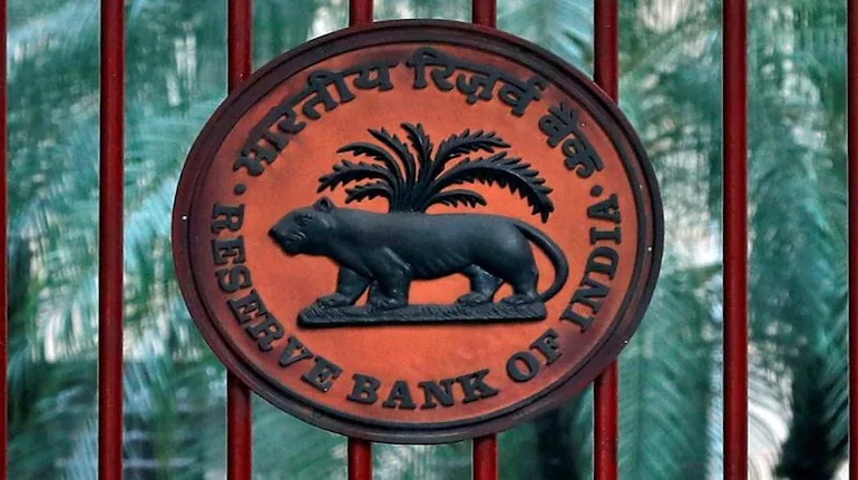 Banks Submit ₹62B Against ₹500B Notified in RBI’s VRR Auction