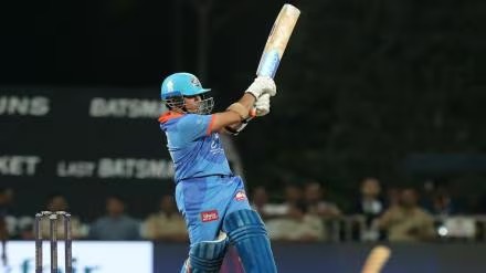 Sachin's Timeless Magic: Vintage Knock Leaves Mumbai Fans Spellbound