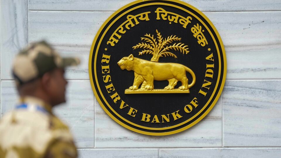 Capital Currents: RBI Easing Spurs $7.70 Billion in Overseas Borrowing