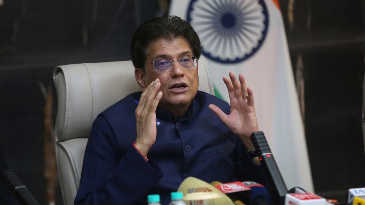 Piyush Goyal Engages Shipping Ministry And Firms To Resolve Cargo Crisis Amid Middle East Tensions