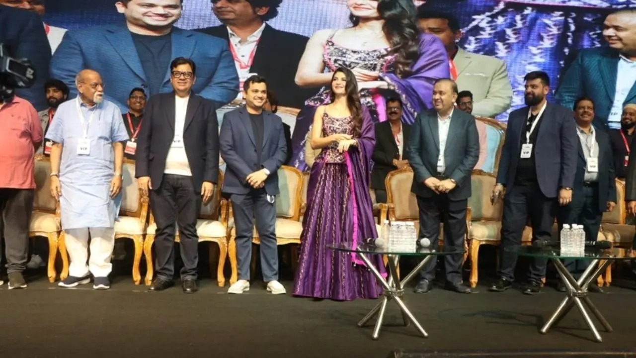 Jacqueline Fernandez Adds Star Power to Lux Cozi’s Grand Indore Meet With 2000+ Retailers in Attendance