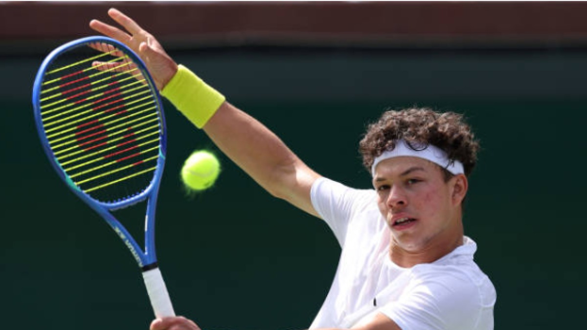 Shelton Shines: Young American Sensation Makes History at Indian Wells