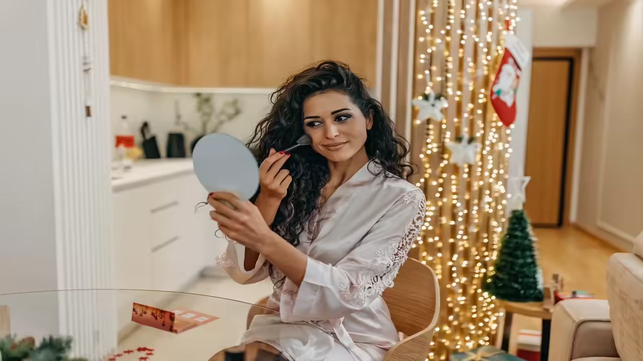 Festive Glam That Lasts: Makeup Tips to Keep You Party-Ready All Night